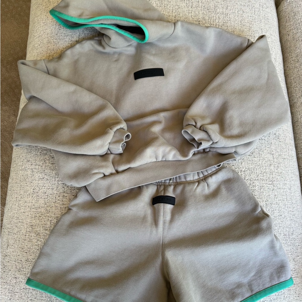 Fear of God Kids Matching Set in Gray and Green